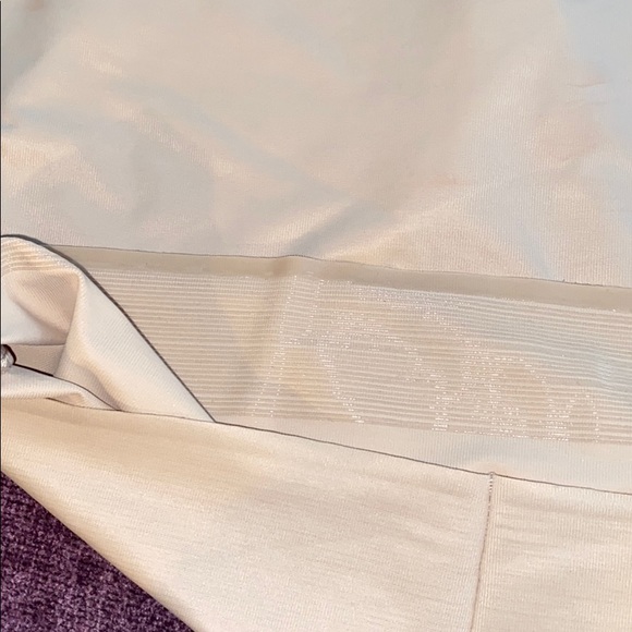 Body slip - Picture 4 of 8